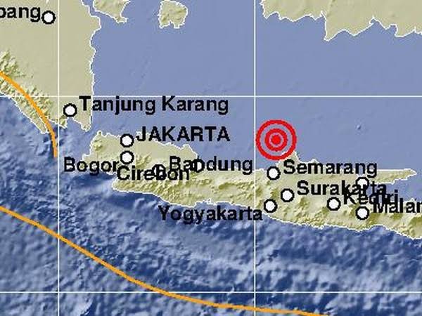 Gempa Guncang Jawa Tengah, Warga Panik